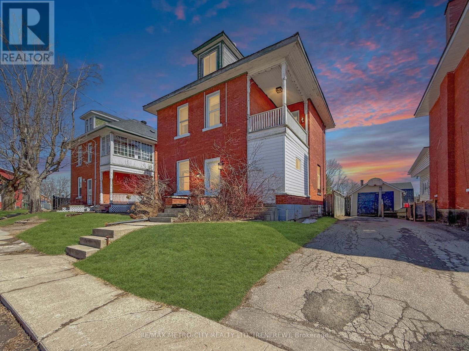Property at 181 CROSS AVENUE image 1