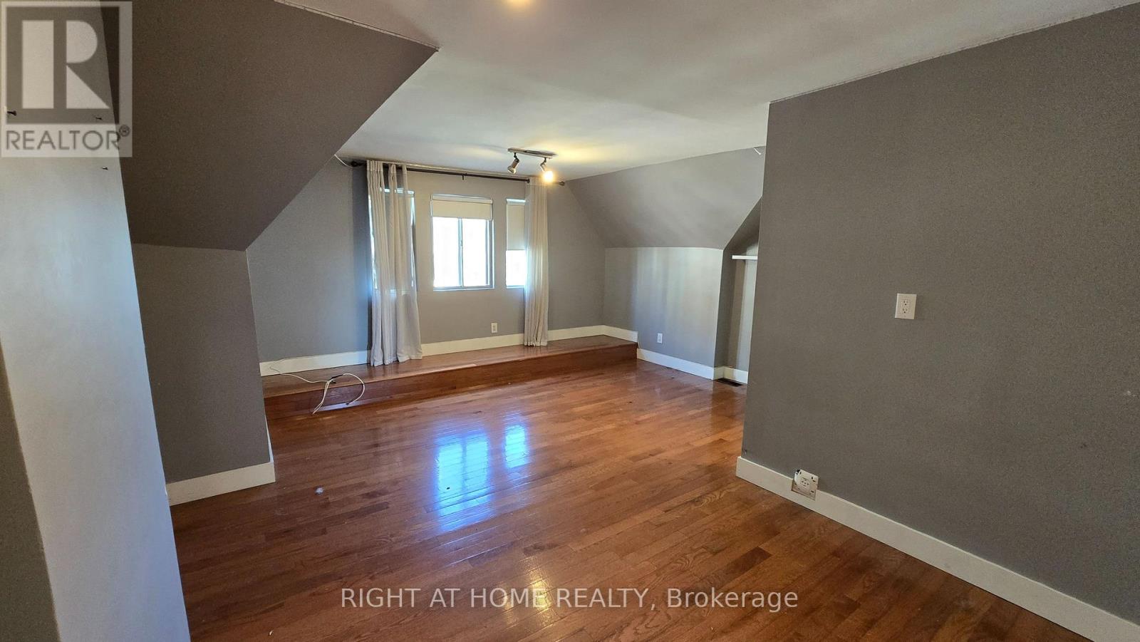 284 Avenue Road, Toronto, Ontario  M4V 2G7 - Photo 17 - C12064663