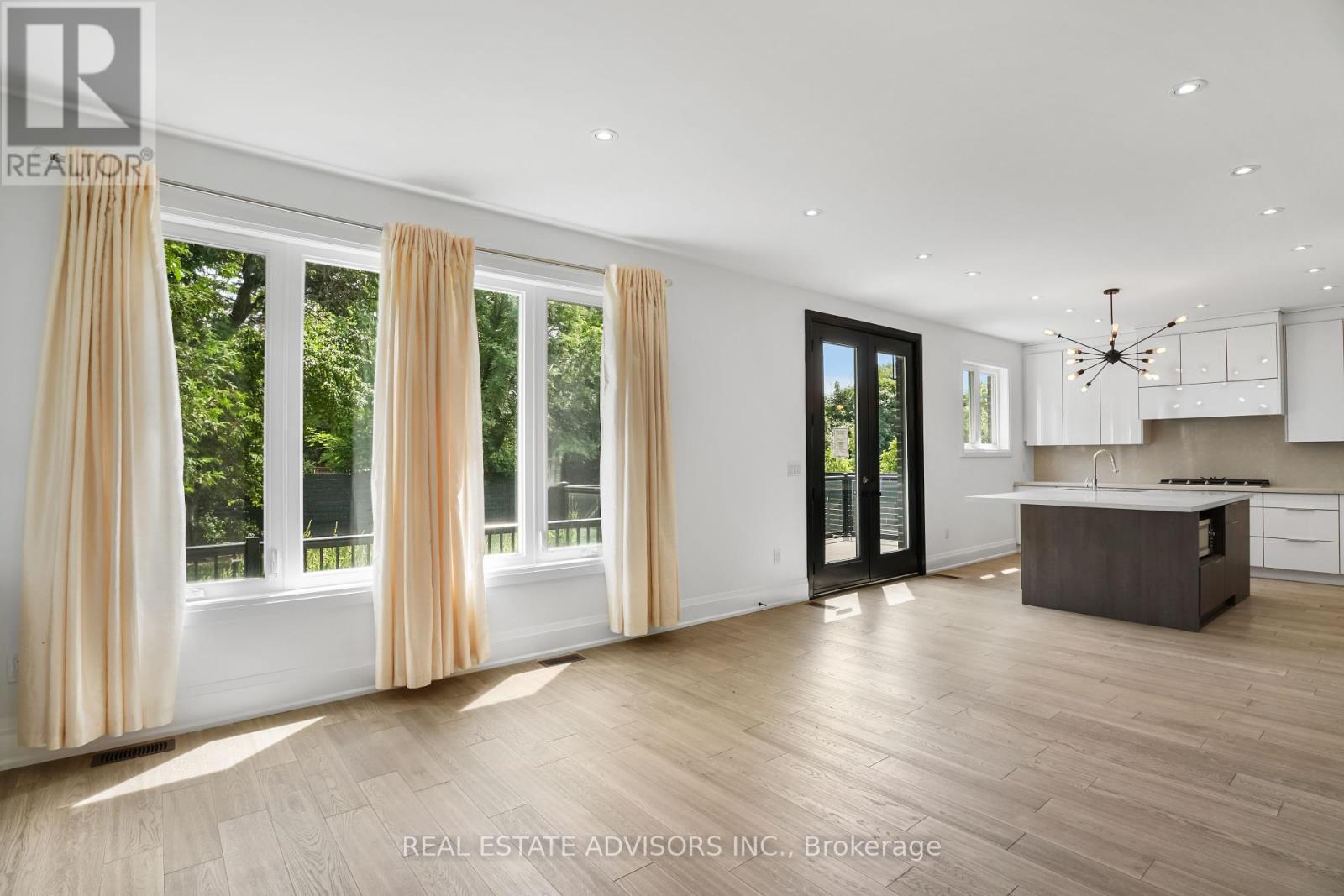 69 Fenwood Heights, Toronto, Ontario  M1M 2W1 - Photo 13 - E12024226