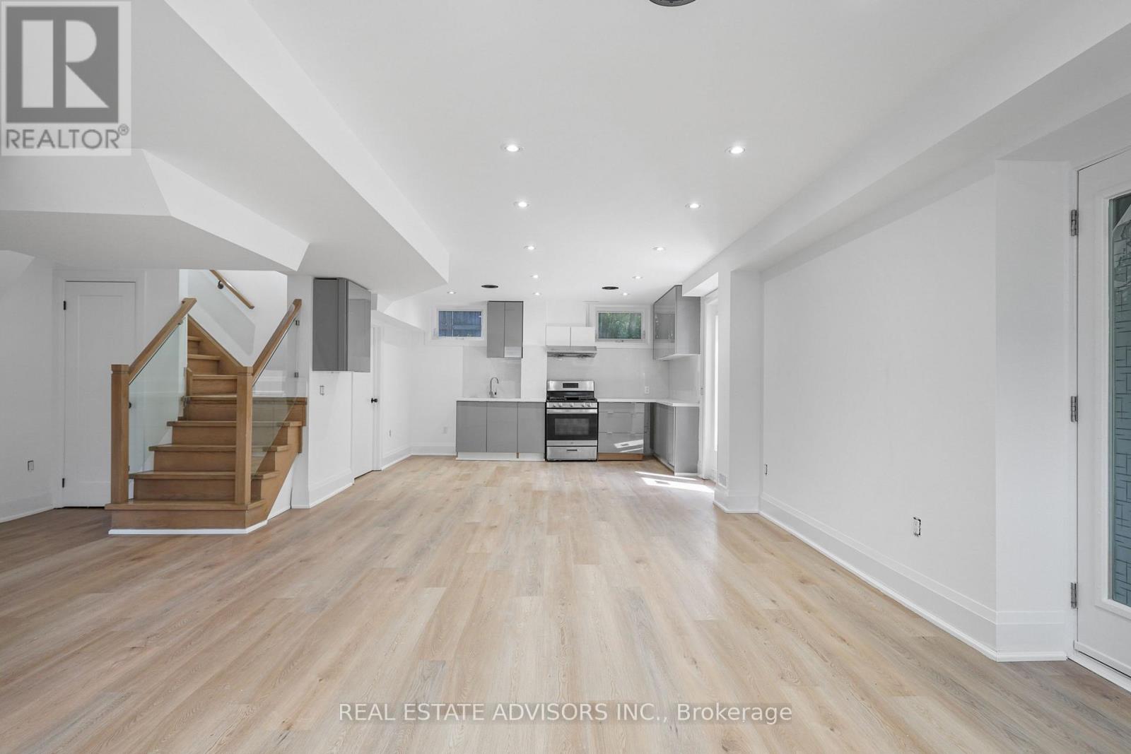 69 Fenwood Heights, Toronto, Ontario  M1M 2W1 - Photo 36 - E12024226