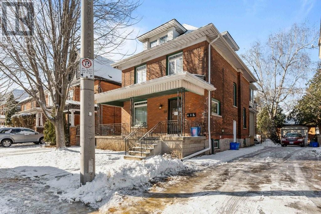 Property at 20 HOLTON Avenue S image 1