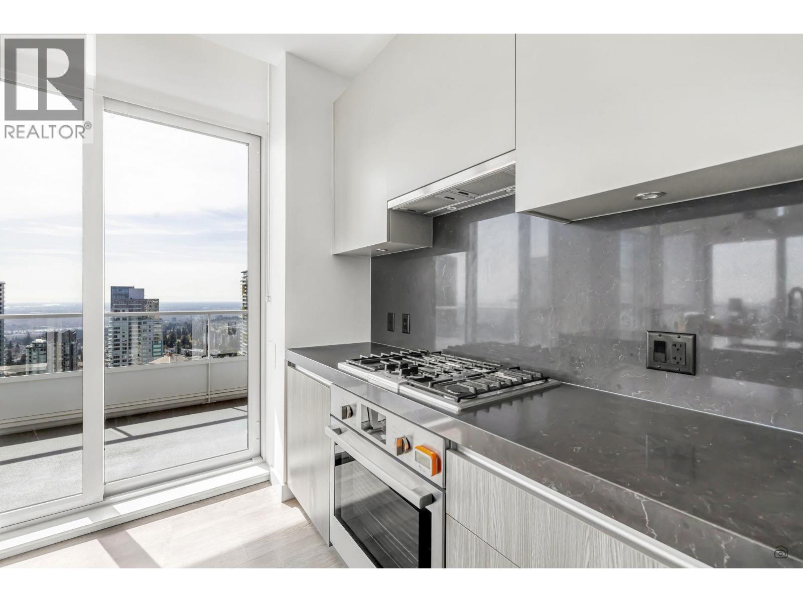 3704 6080 Mckay Avenue, Burnaby, British Columbia  V5H 0J4 - Photo 6 - R2985937