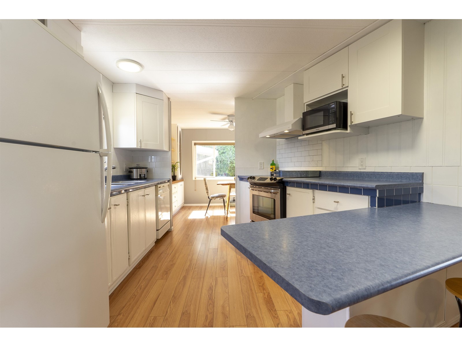 33892 Gilmour Drive, Abbotsford, British Columbia  V2S 5H4 - Photo 7 - R2971605