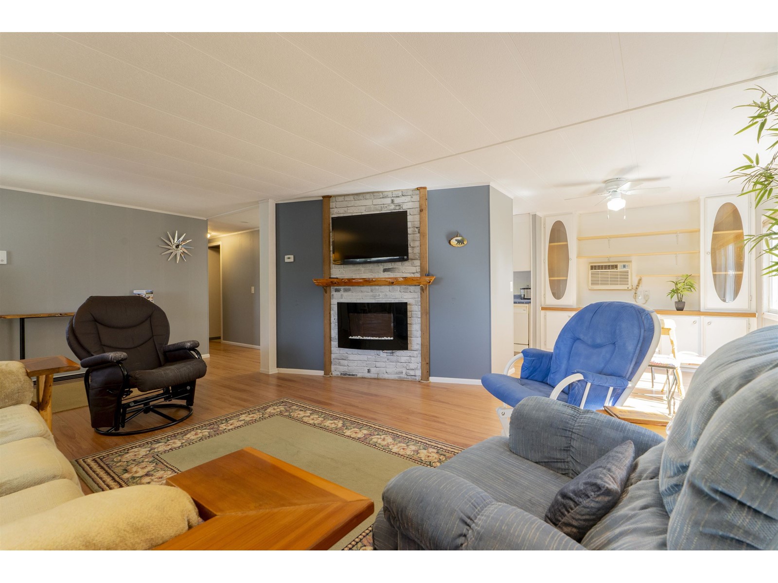 33892 Gilmour Drive, Abbotsford, British Columbia  V2S 5H4 - Photo 6 - R2971605