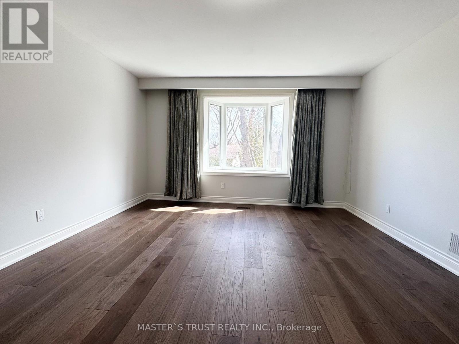 25 Cheval Drive, Toronto (Banbury-Don Mills), Ontario  M3B 1R5 - Photo 4 - C12064698