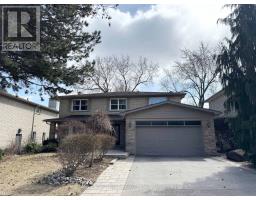 25 CHEVAL DRIVE, Toronto, Ontario