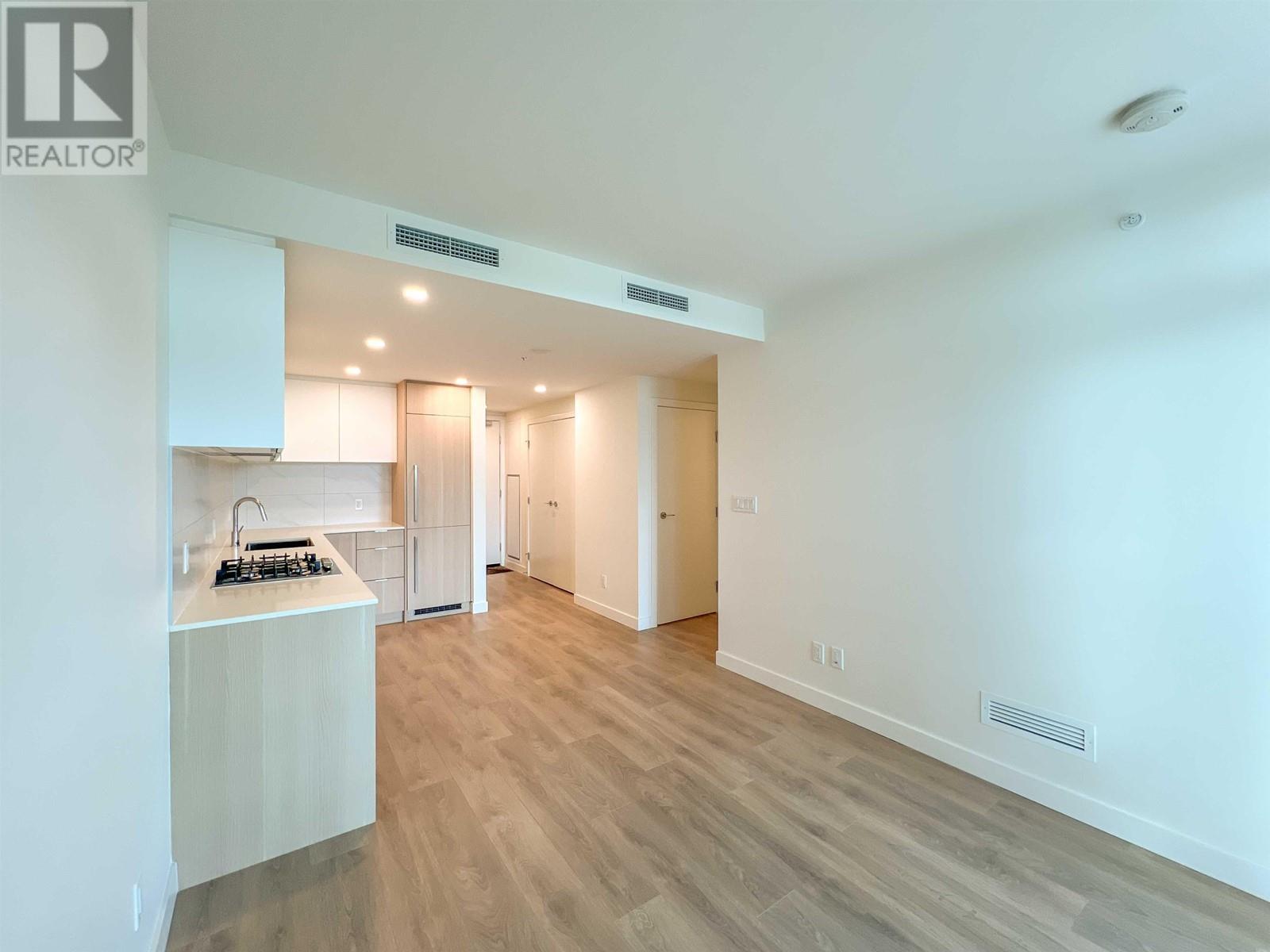 2208 308 Alderson Avenue, Coquitlam, British Columbia  V3K 0J2 - Photo 3 - R2983089