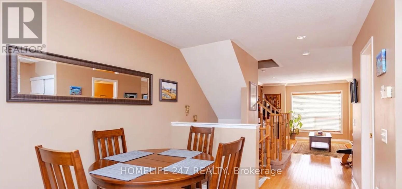 38 - 50 Strathaven Drive, Mississauga, Ontario  L5R 3R9 - Photo 6 - W12064723