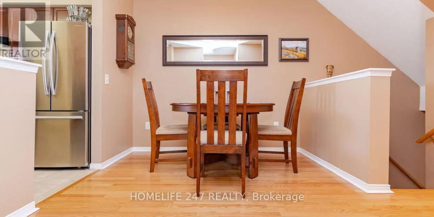 38 - 50 Strathaven Drive, Mississauga, Ontario  L5R 3R9 - Photo 7 - W12064723