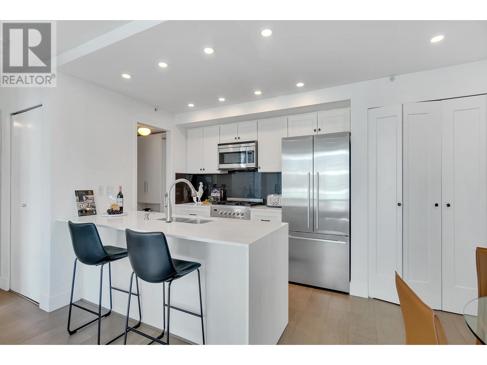 1905 1438 Richards Street, Vancouver, British Columbia  V6Z 3B8 - Photo 11 - R2986334