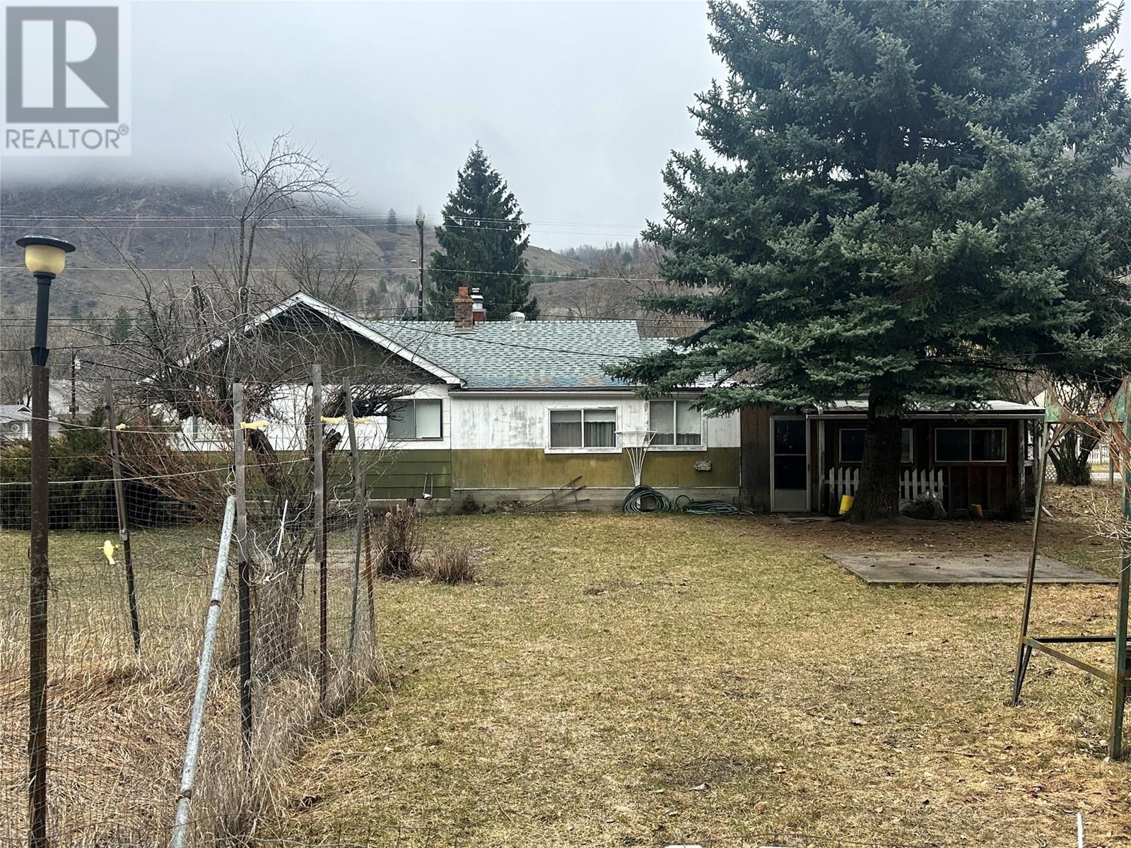 8267 Riverside Drive, Grand Forks, British Columbia  V0H 1H0 - Photo 46 - 10340193