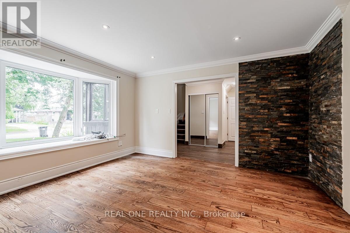 Property at 30 HERKLEY DRIVE image 5