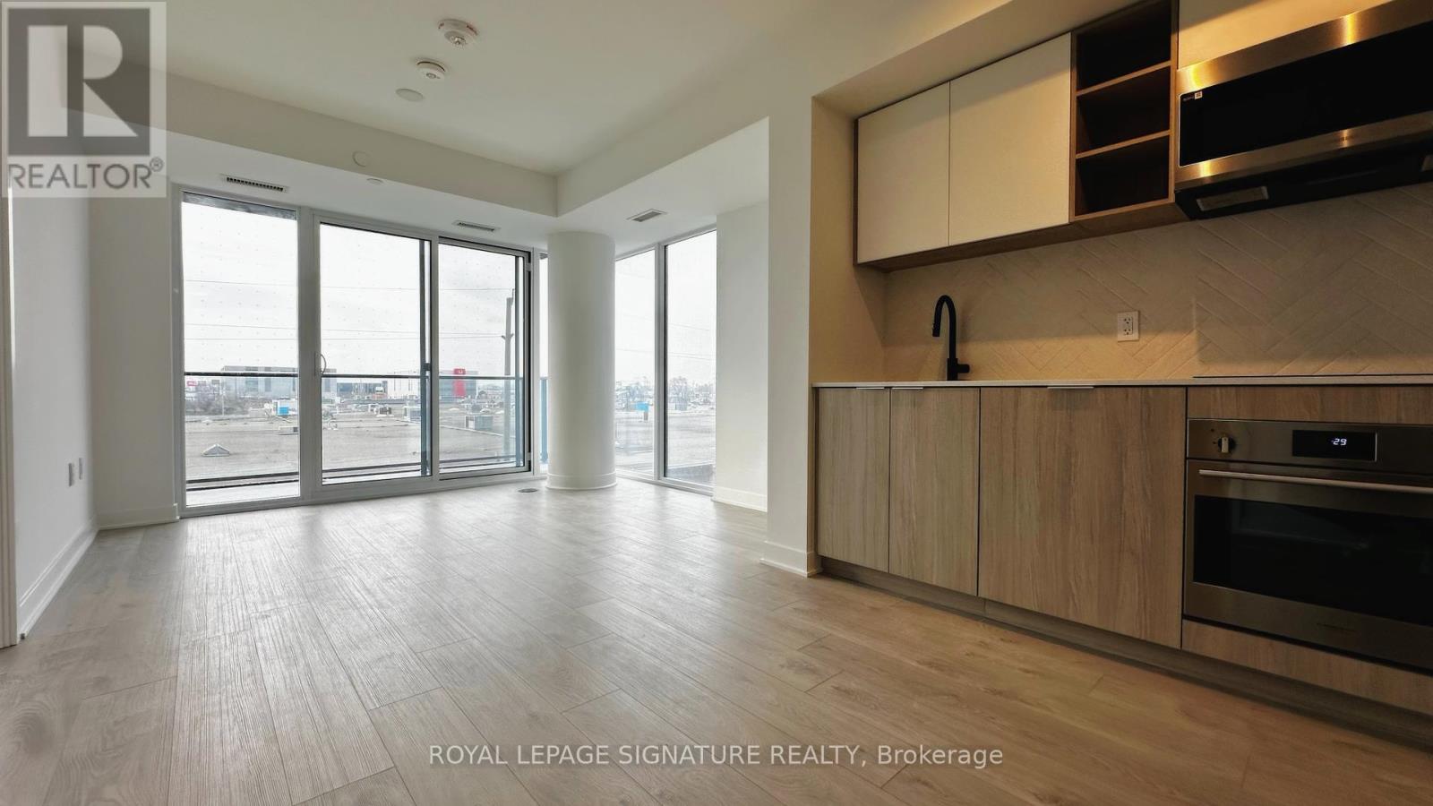 403 - 36 Zorra Street, Toronto, Ontario  M8Z 1R7 - Photo 4 - W12064742