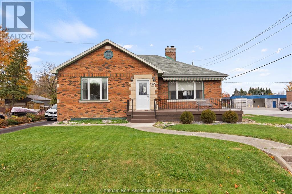 Property at 1620 Dufferin AVENUE image 2