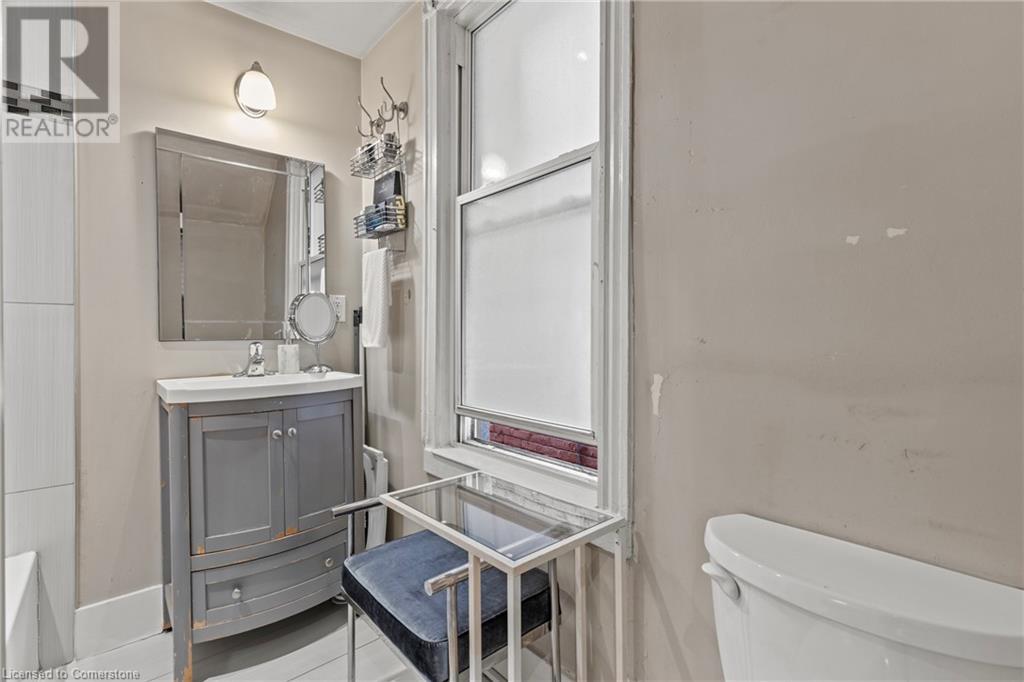 181 West Avenue N, Hamilton, Ontario  L9L 5C7 - Photo 10 - 40713850