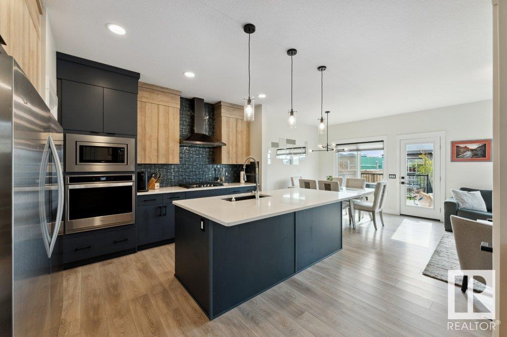 Property at 22527 99 AV NW image 3