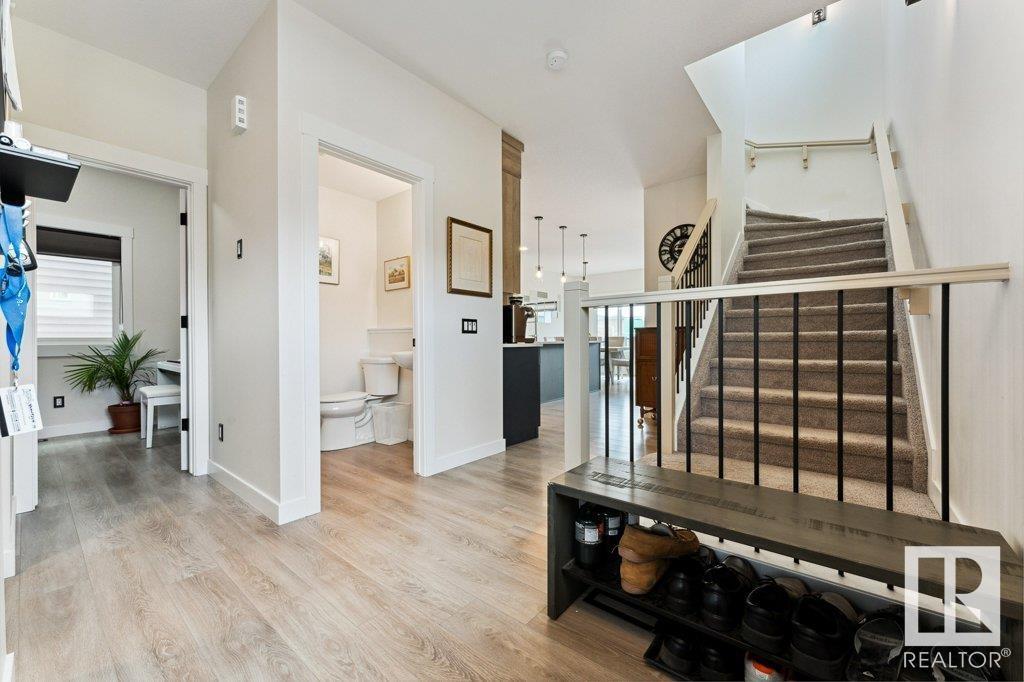Property at 22527 99 AV NW image 2