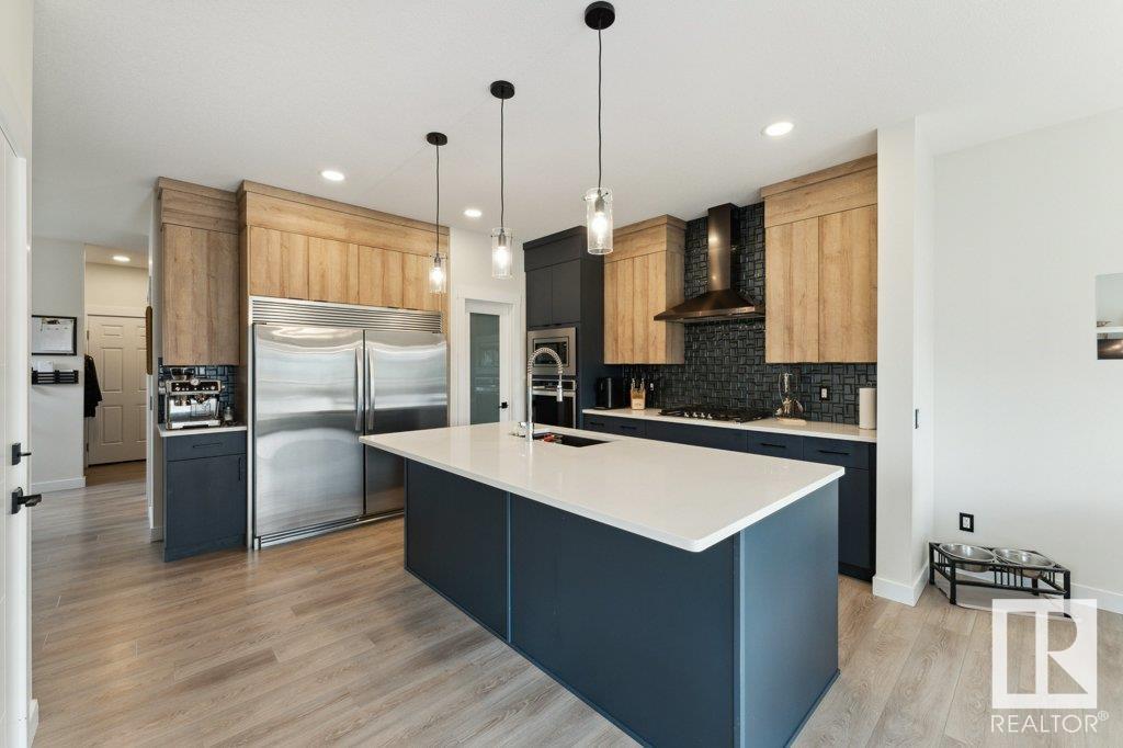 Property at 22527 99 AV NW image 4