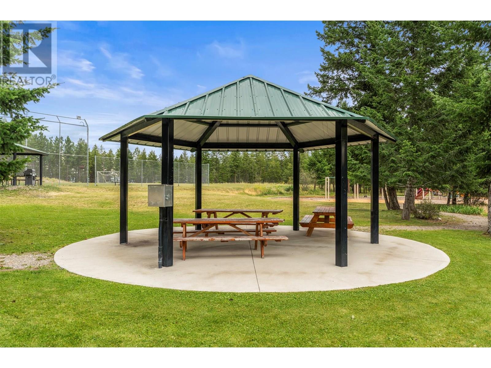 450 Mountain Drive, Vernon, British Columbia  V1H 2B9 - Photo 12 - 10338682