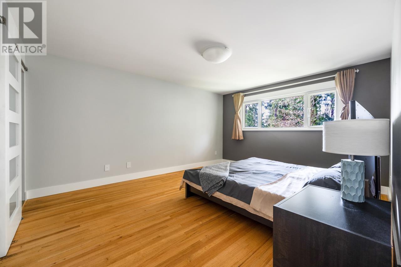 3285 St. Annes Drive, North Vancouver, British Columbia  V7R 1E7 - Photo 11 - R2986361