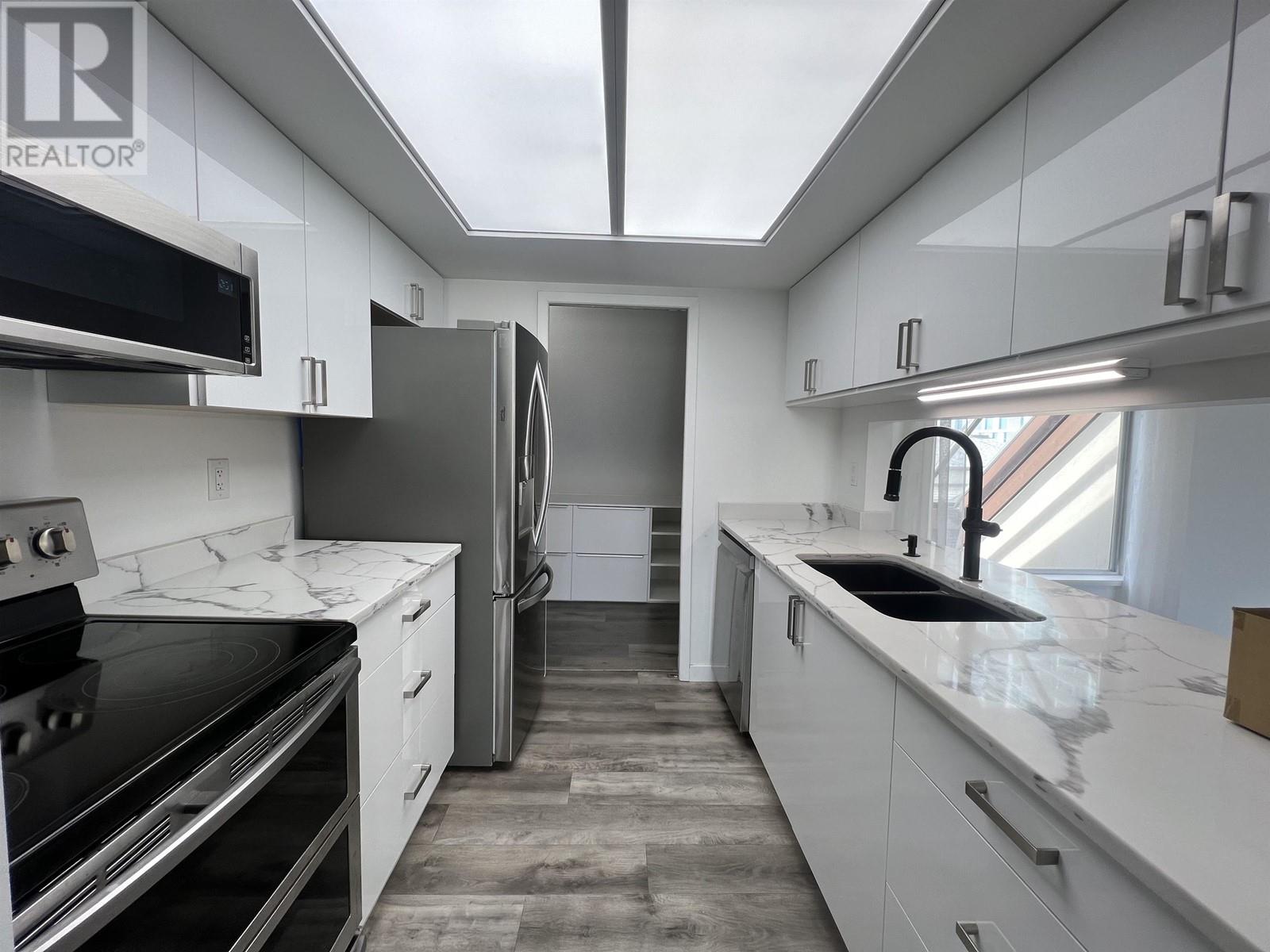 404 3 K De K Court, New Westminster, British Columbia  V3M 6B6 - Photo 11 - R2986469