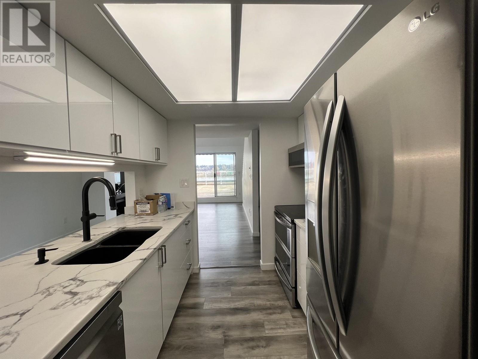 404 3 K De K Court, New Westminster, British Columbia  V3M 6B6 - Photo 14 - R2986469