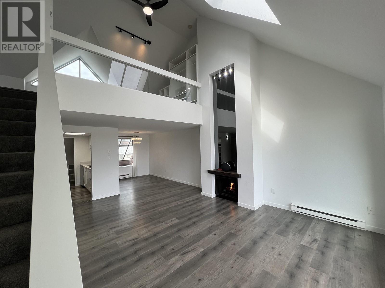 404 3 K De K Court, New Westminster, British Columbia  V3M 6B6 - Photo 5 - R2986469