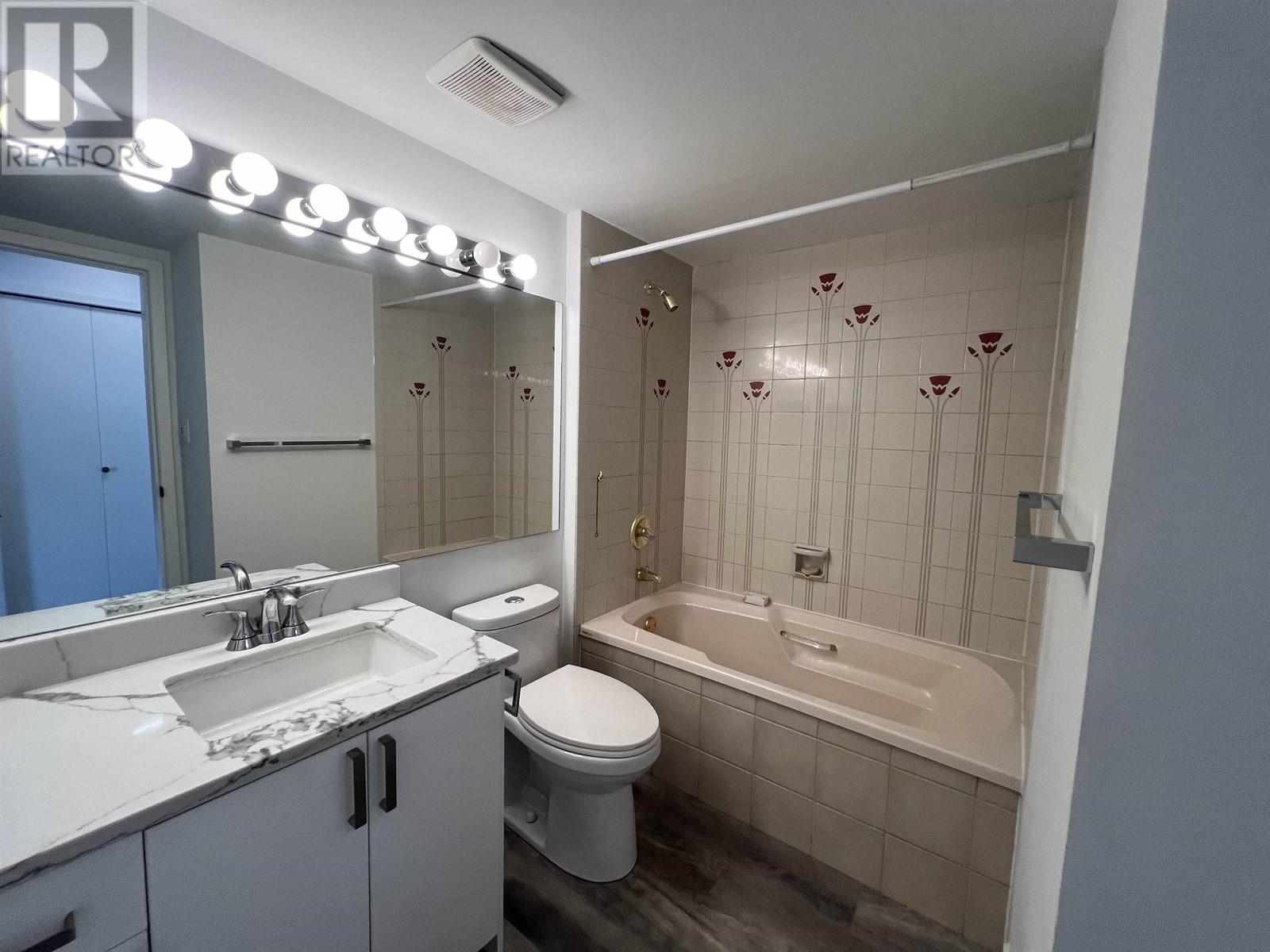 404 3 K De K Court, New Westminster, British Columbia  V3M 6B6 - Photo 29 - R2986469