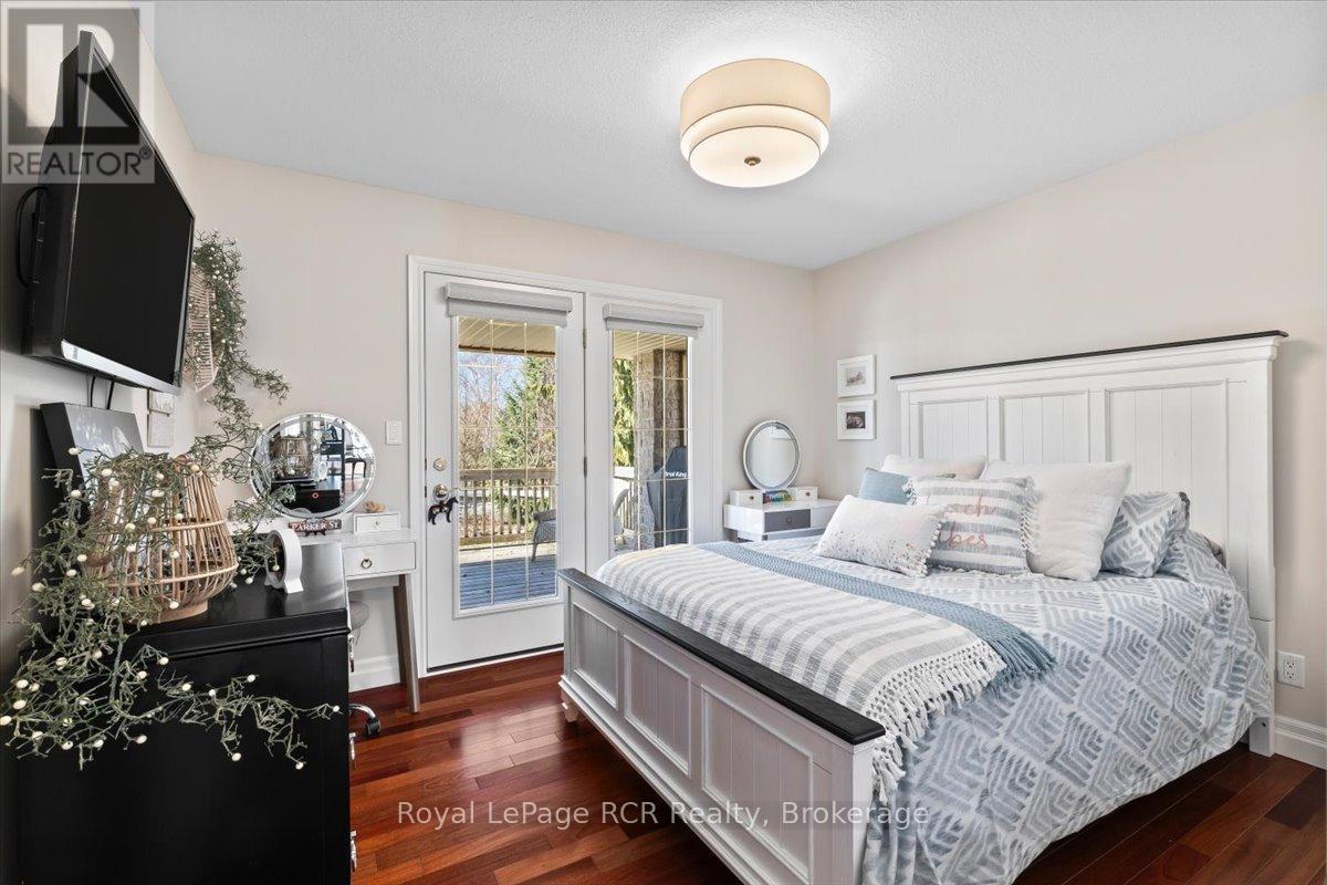 98 11th Avenue, Hanover, Ontario  N4N 3V2 - Photo 16 - X12064789