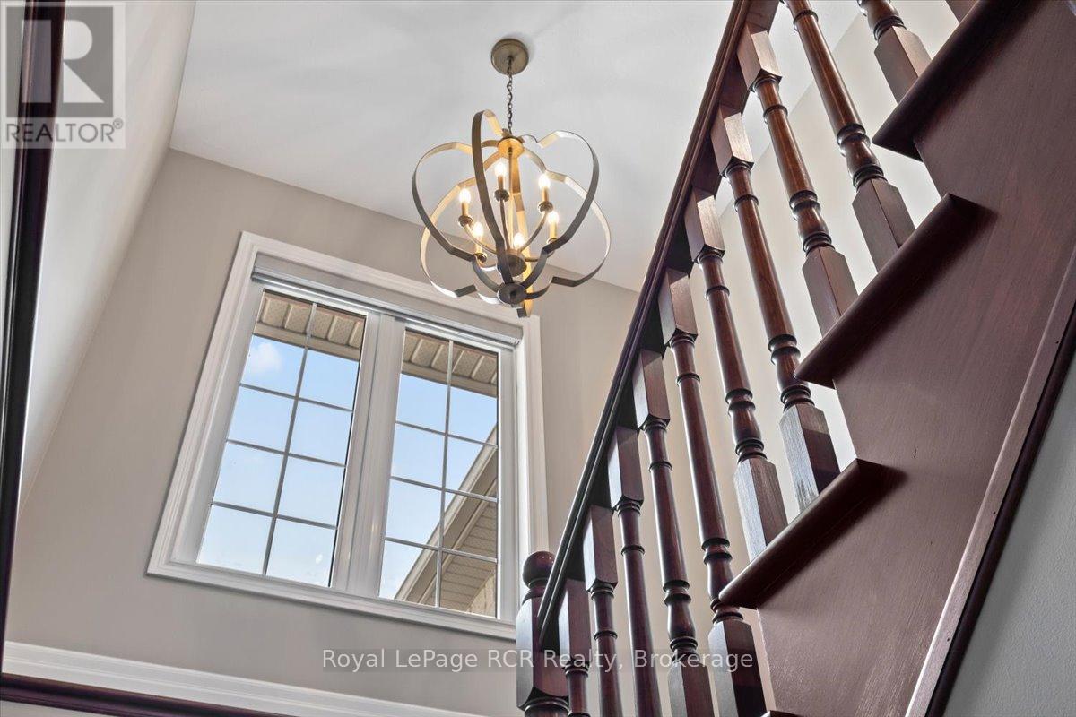 98 11th Avenue, Hanover, Ontario  N4N 3V2 - Photo 22 - X12064789