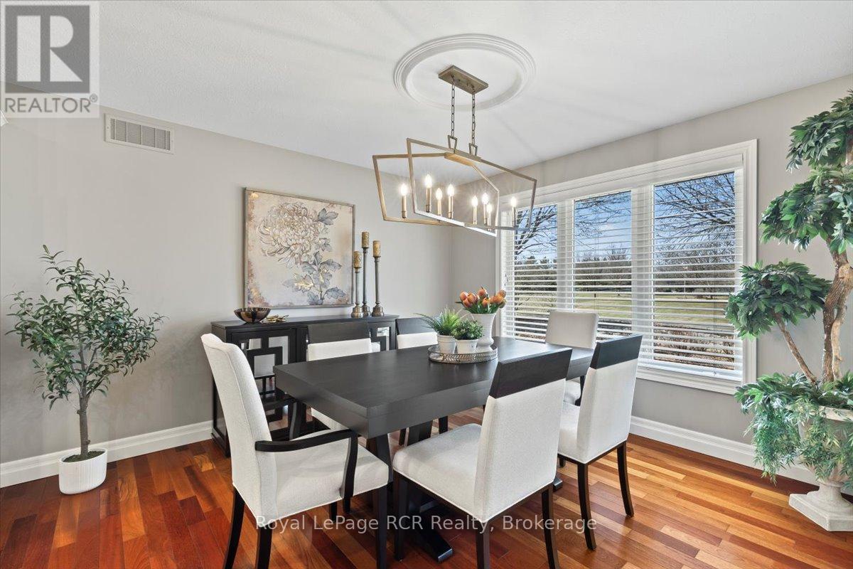 98 11th Avenue, Hanover, Ontario  N4N 3V2 - Photo 8 - X12064789