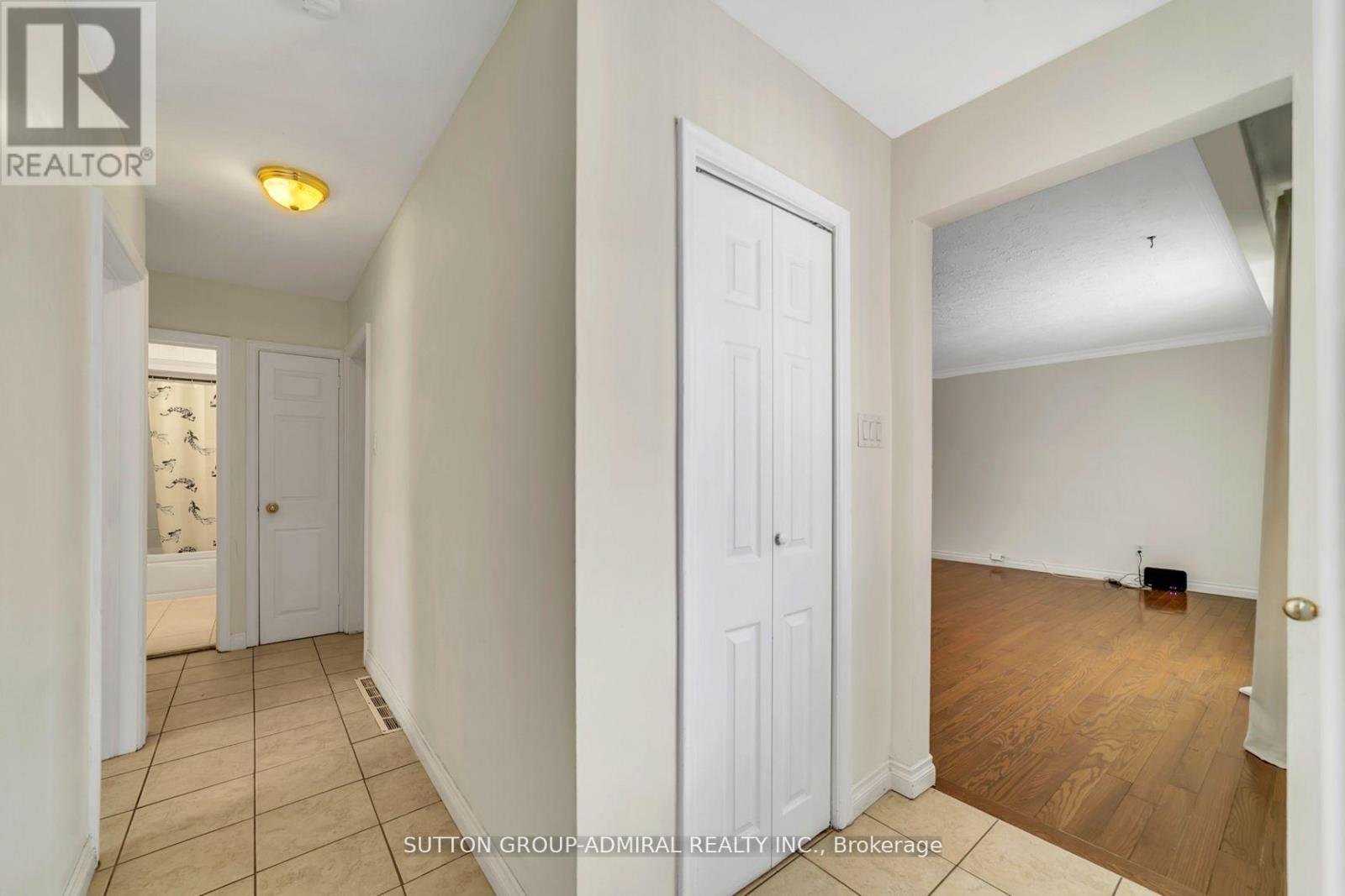 1071 Willowdale Avenue, Toronto, Ontario  M2M 3E5 - Photo 22 - C11979359