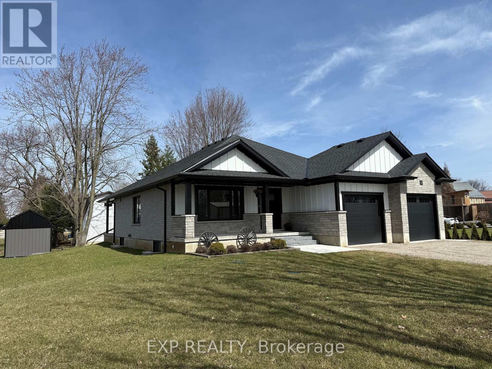 5 SOPHIA STREET, South-West Oxford, Ontario