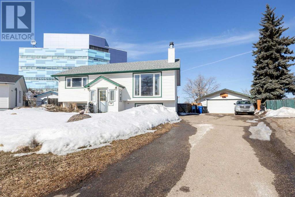 6 Berry Crescent, fort mcmurray, Alberta
