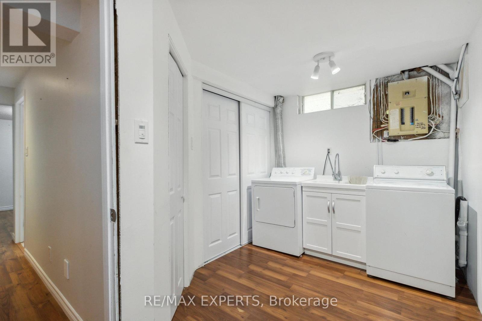 418 Woods Lane, Cambridge, Ontario  N3H 5J4 - Photo 42 - X12064857