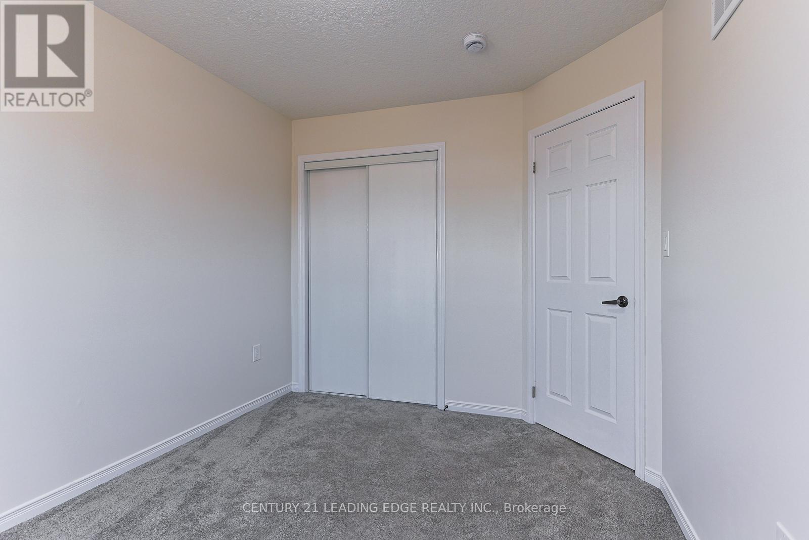 153 Thompson Road, Haldimand, Ontario  N3W 0C1 - Photo 13 - X12064864