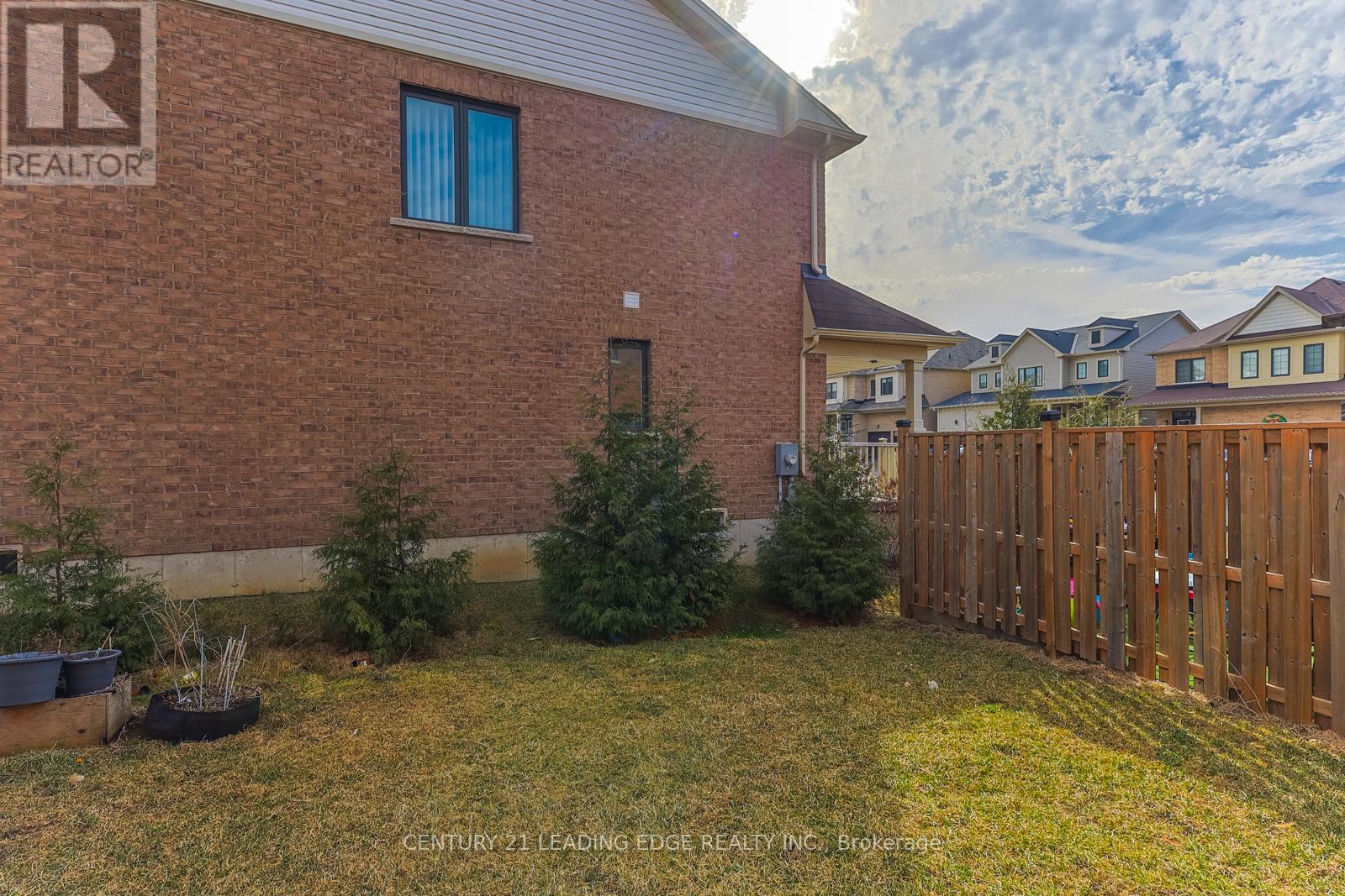 153 Thompson Road, Haldimand, Ontario  N3W 0C1 - Photo 21 - X12064864
