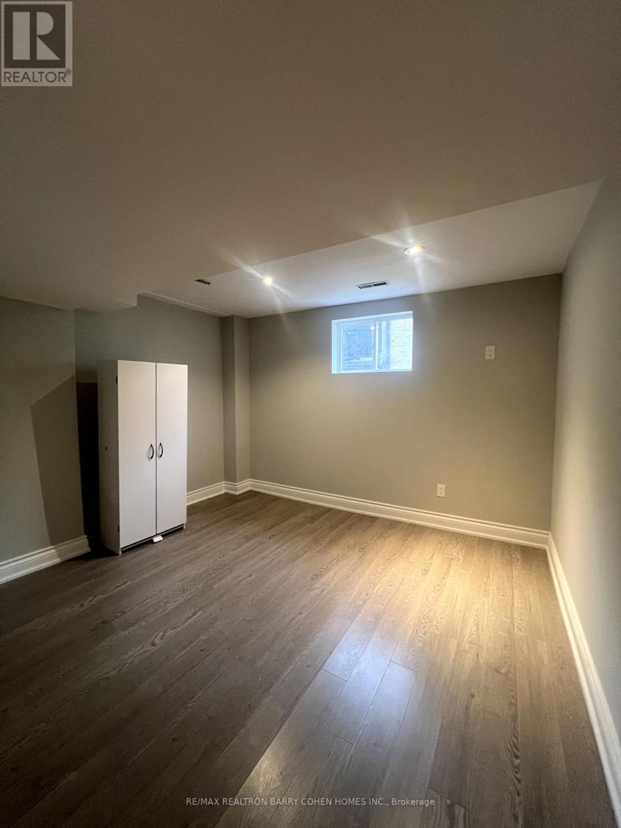 98 Rockford Road, Toronto, Ontario  M2R 3A7 - Photo 11 - C12055077