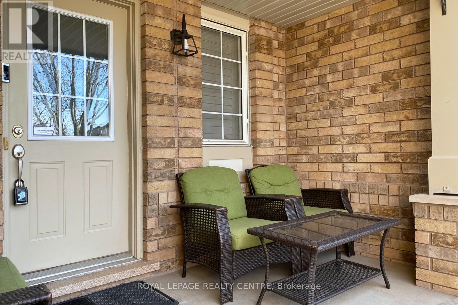 Property at 2418 BAINTREE CRESCENT image 5