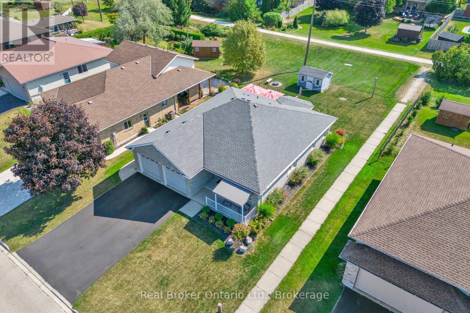 500 Havelock Avenue S, North Perth, Ontario  N4W 3T6 - Photo 40 - X12064941