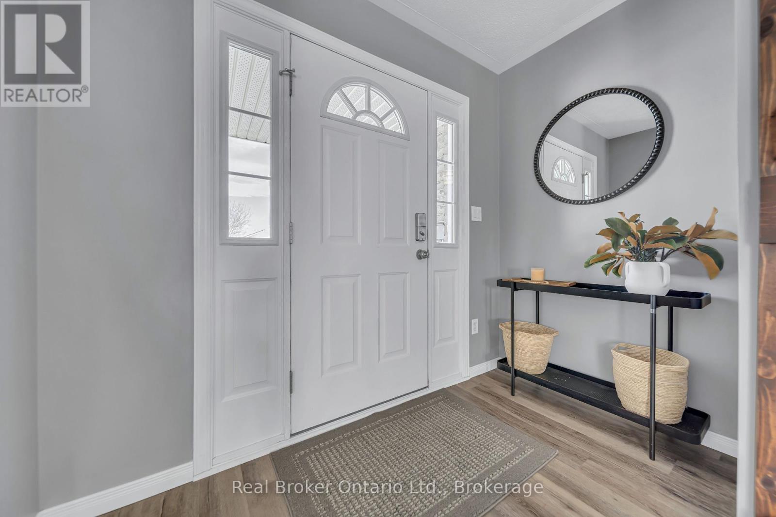 500 Havelock Avenue S, North Perth, Ontario  N4W 3T6 - Photo 5 - X12064941
