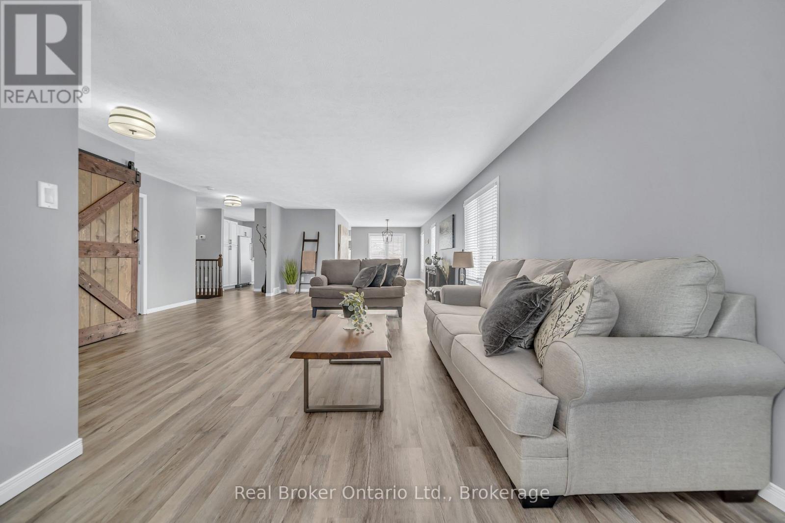 500 Havelock Avenue S, North Perth, Ontario  N4W 3T6 - Photo 9 - X12064941