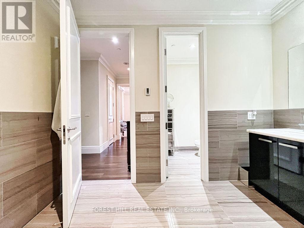 5001 - 311 Bay Street, Toronto, Ontario  M5H 4G5 - Photo 5 - C12064924