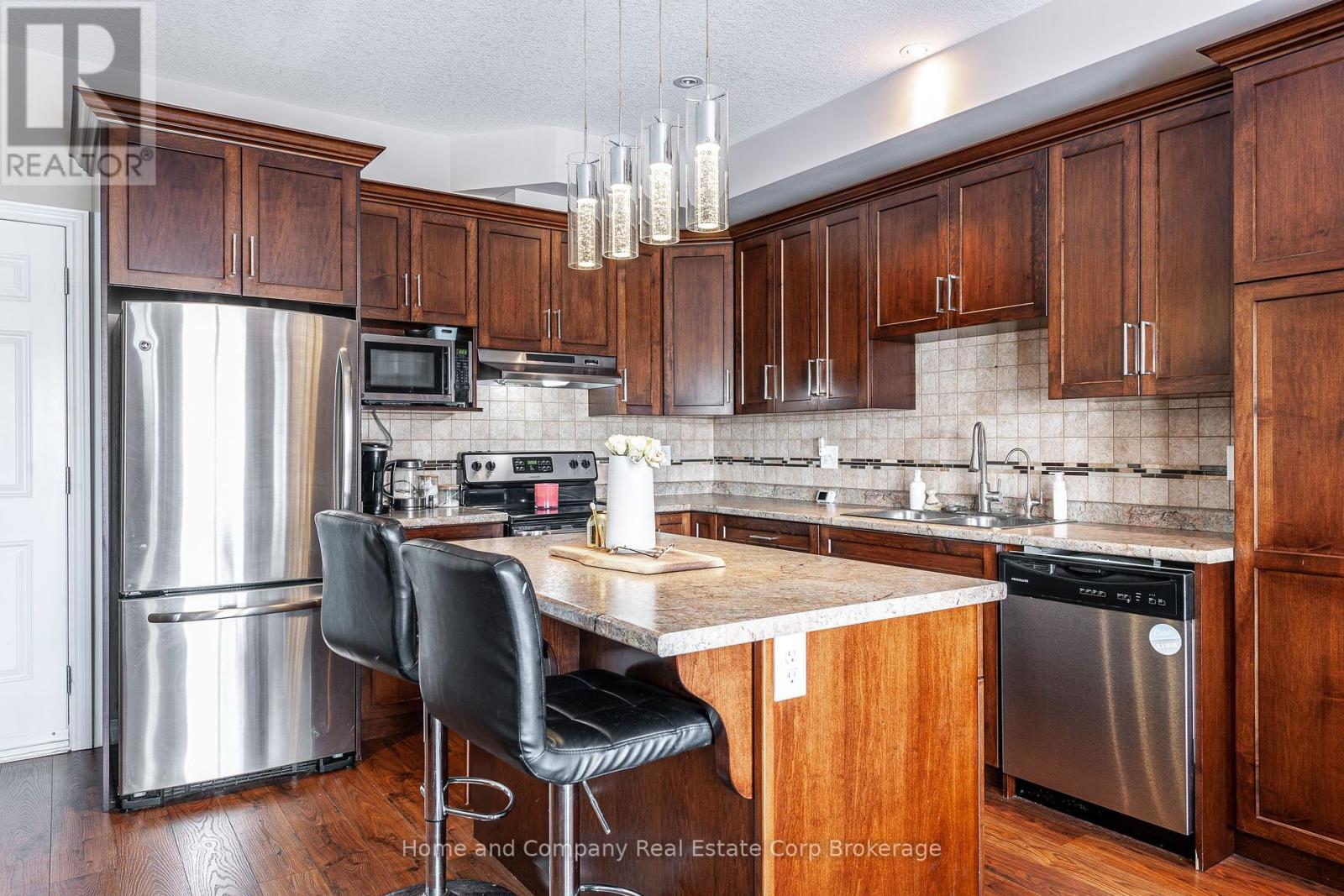 10 Brown Street, Stratford, Ontario  N5A 0B8 - Photo 12 - X11968877