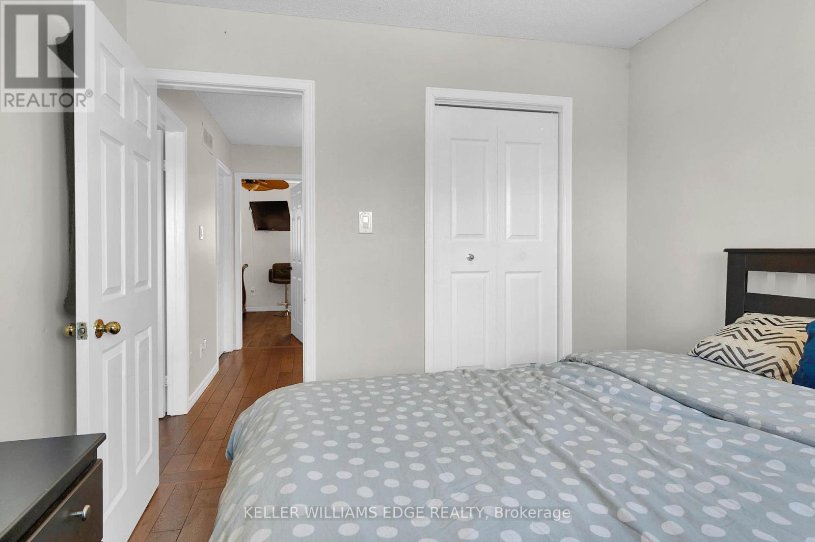 23 Rutledge Court, Hamilton (Templemead), Ontario  L8W 3H7 - Photo 24 - X12064945