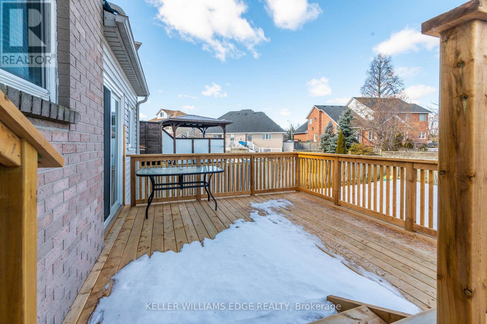 23 Rutledge Court, Hamilton (Templemead), Ontario  L8W 3H7 - Photo 35 - X12064945