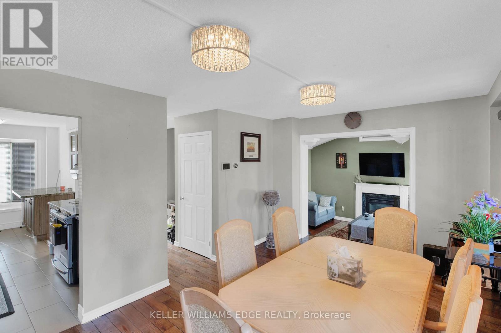 23 Rutledge Court, Hamilton (Templemead), Ontario  L8W 3H7 - Photo 8 - X12064945