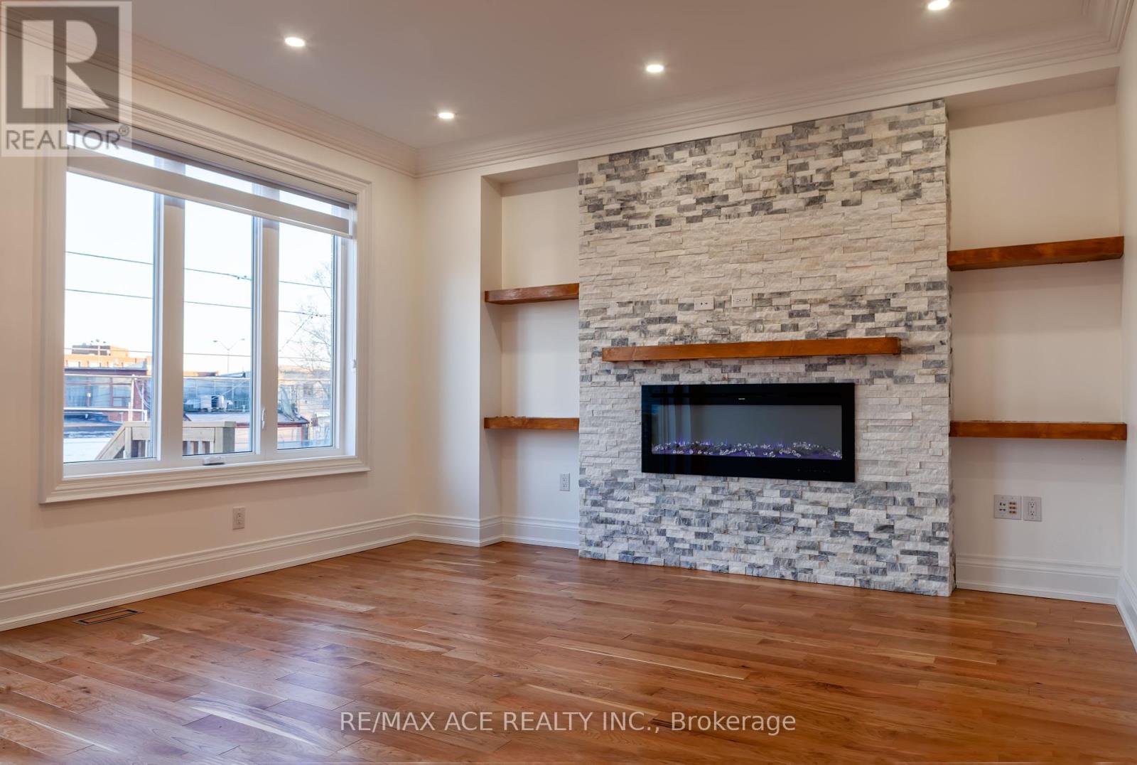229b Mcintosh Street, Toronto, Ontario  M1N 3Z2 - Photo 3 - E12063748