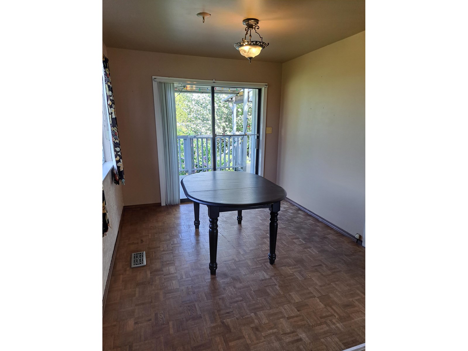 14073 113 Avenue, Surrey, British Columbia  V3R 2J9 - Photo 6 - R2985999