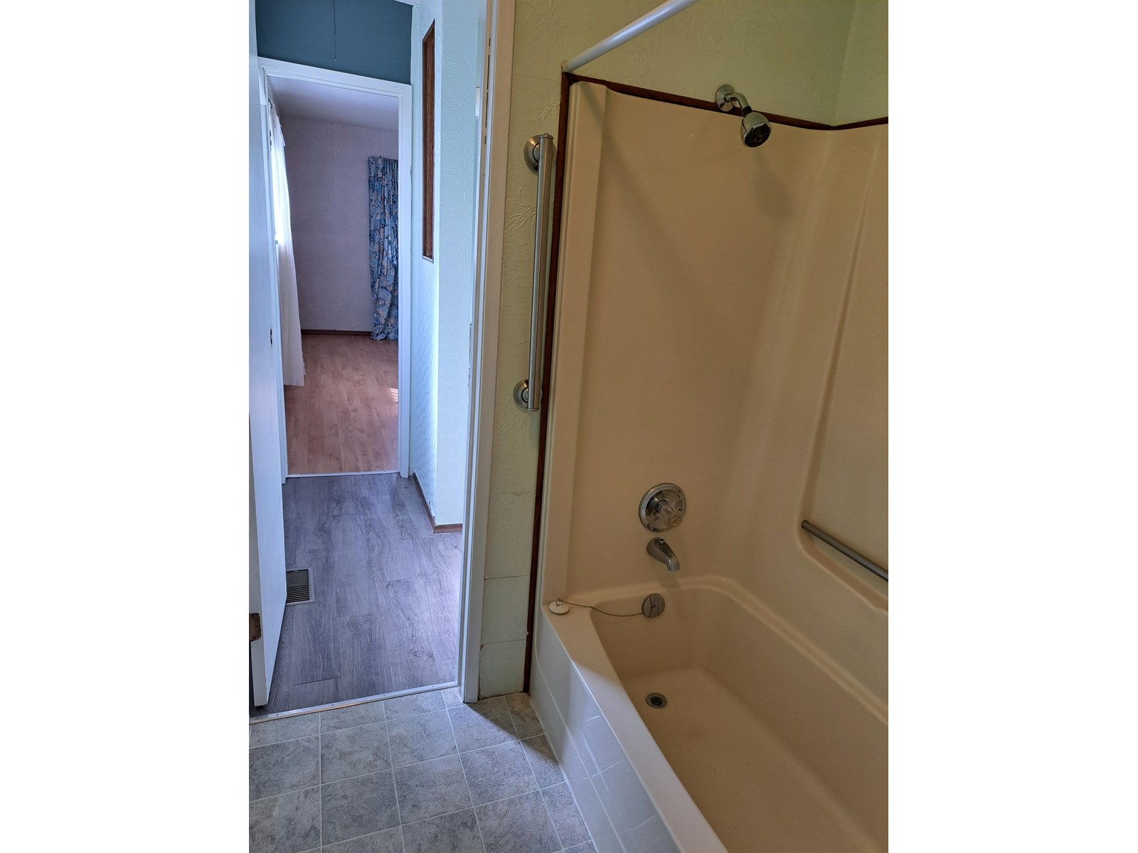 14073 113 Avenue, Surrey, British Columbia  V3R 2J9 - Photo 13 - R2985999